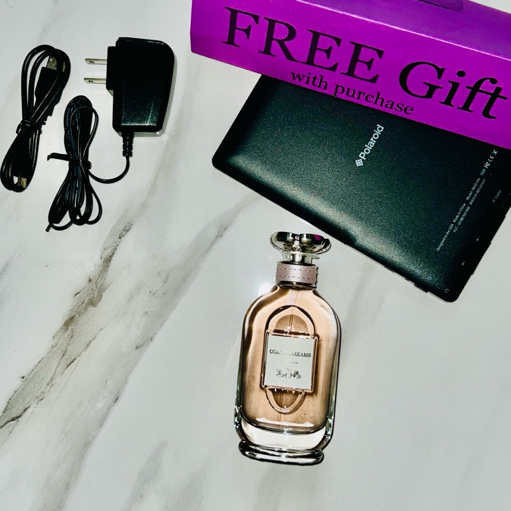 Coach Dreams Eau De Parfum full size 3 oz with free gift